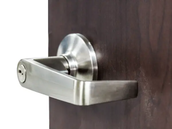 door-handle-lock-installation